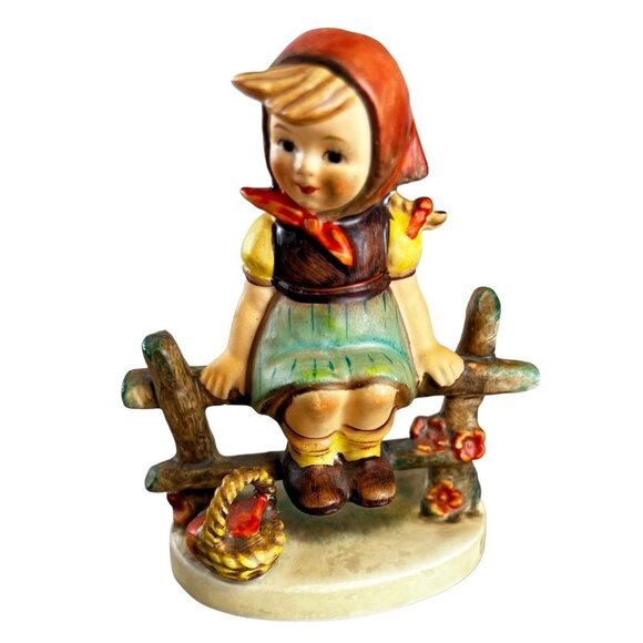 Goebel Hummel Figurine Girl Sitting On Fence #112/3/0 1938 Vintage Germany - Picture 8 of 8